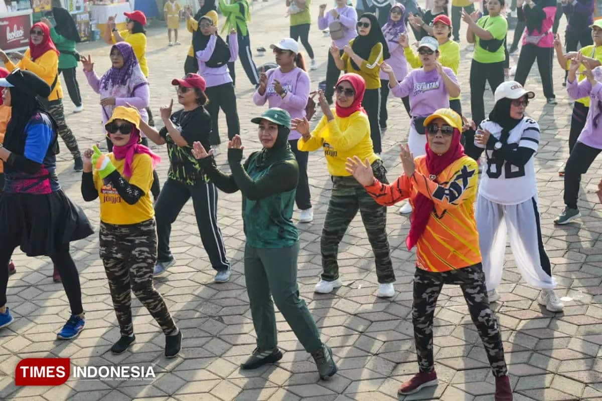 Senam Bersama Warnai Semarak HUT ke-108 Kota Mojokerto